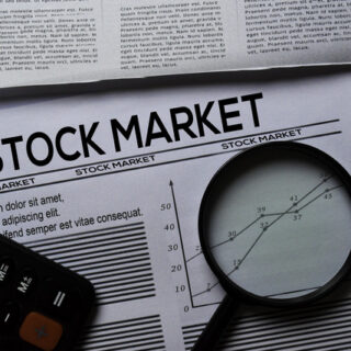X-Sequentials DAX 40 Index Aktien Kursprognosen KW1 2024: Fresenius, Hannover Rück, Heidelberg Materials, Henkel und Infineon ; 1.1.2024